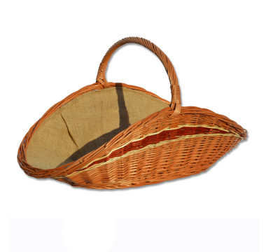 Proutěný koš na dřevo