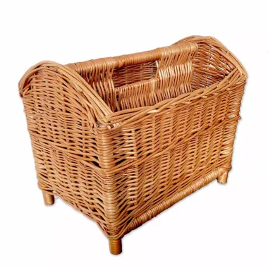 Proutěný nosič na láhve i stojan na noviny